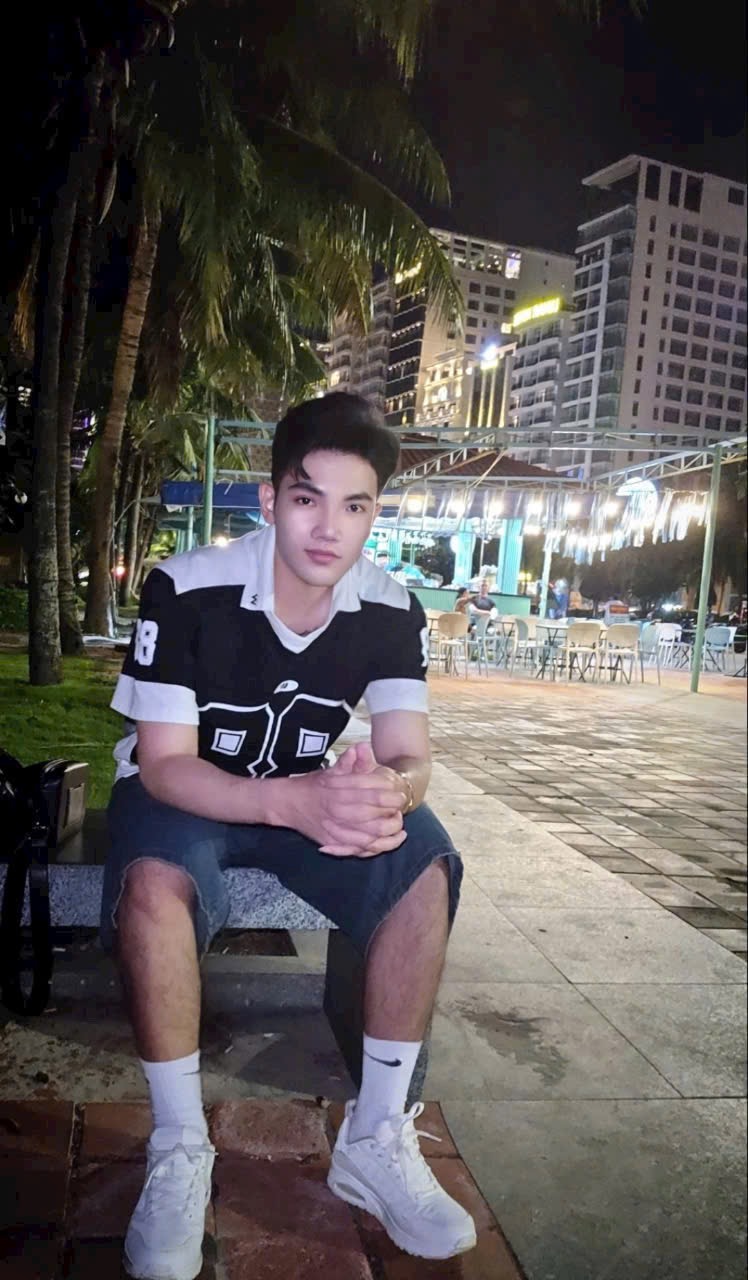 Khanh 1