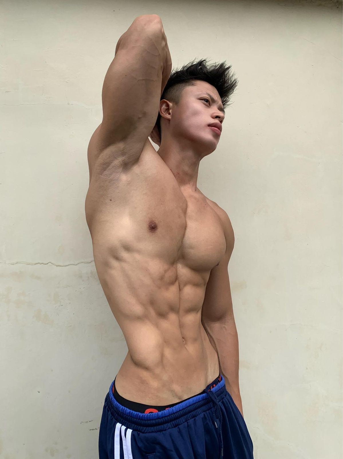 David ( Siêu Mẫu Taiwan ).